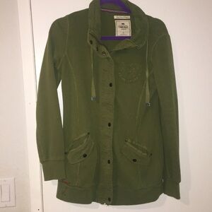 Ladies  green timeout jacket.
